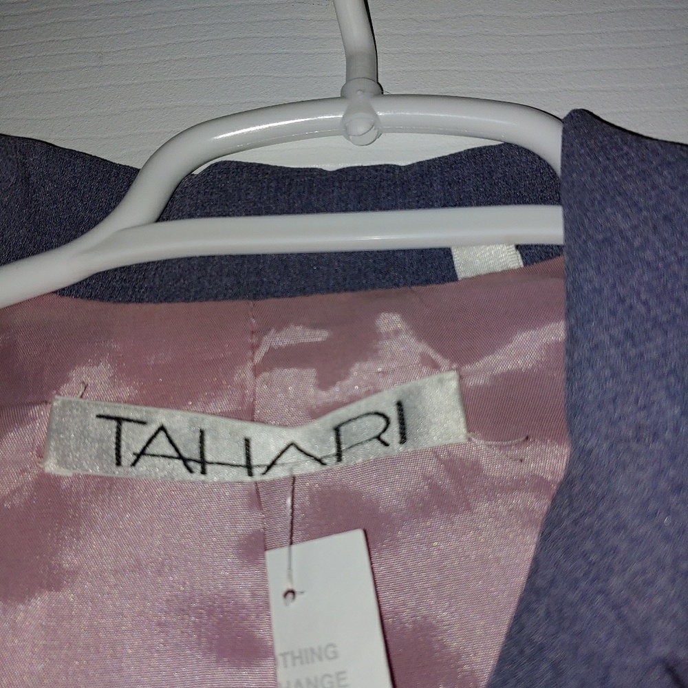 PAINT SUIT BY TAHARI - Picture 2 of 7